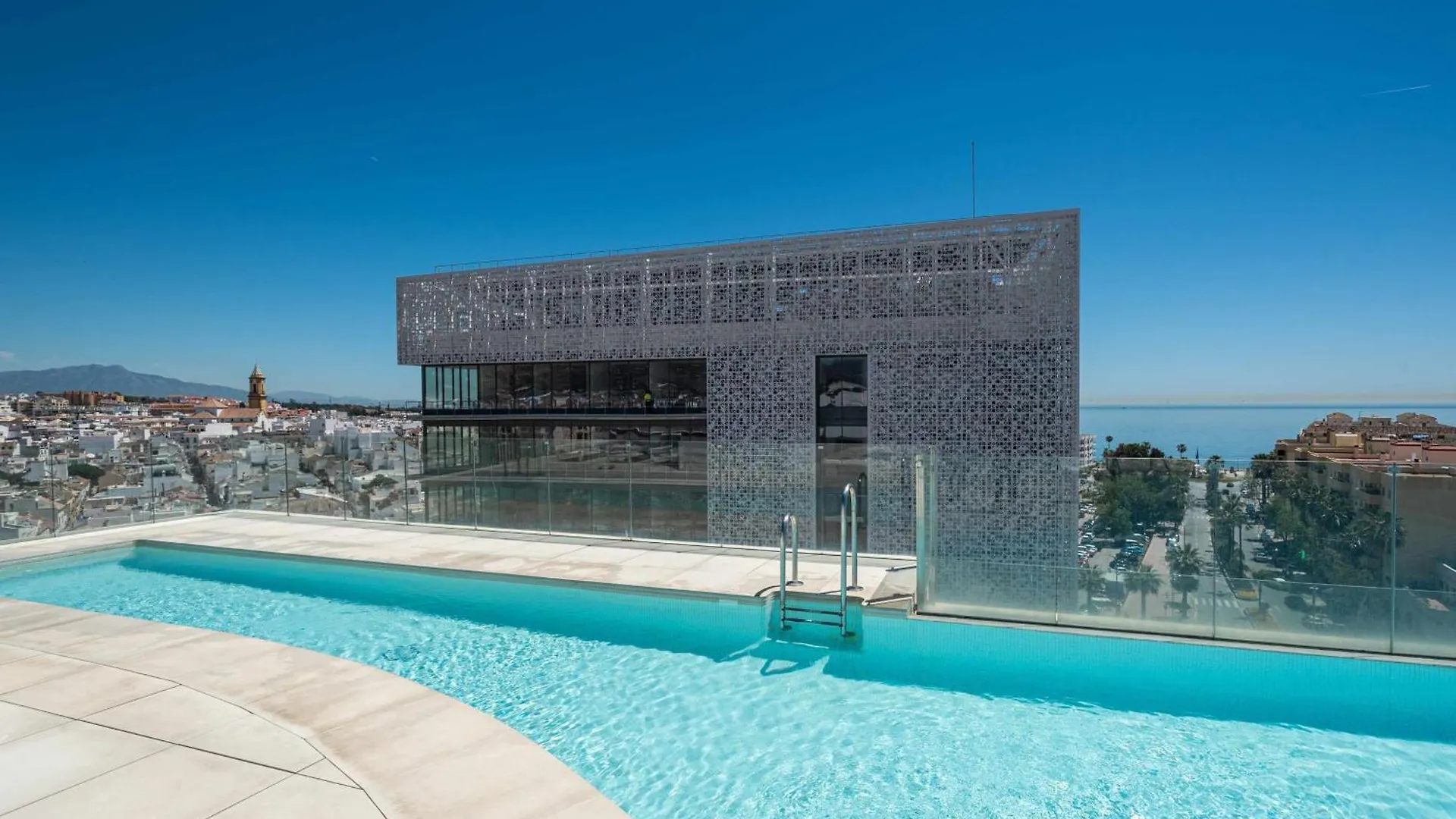 Selecta Estepona Roof Top View Infinity Pool
